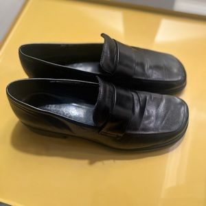 Vintage Franco Sarto square toe loafers!